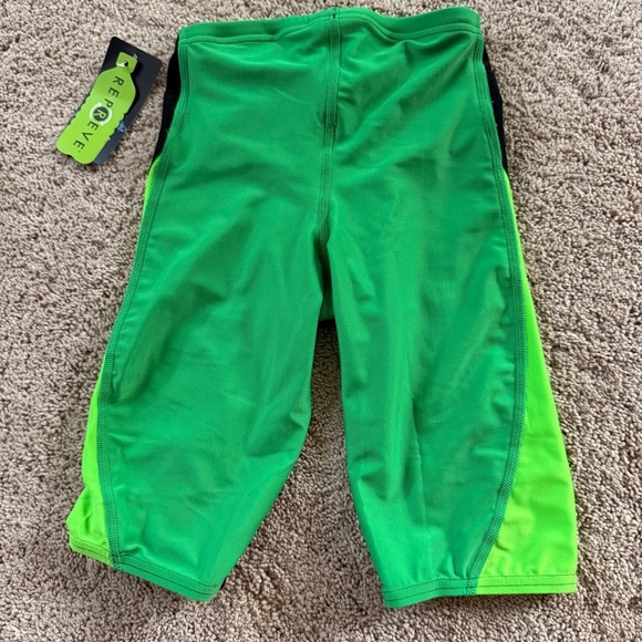 NWT Boys Splice Jammer Green 26 - Picture 5 of 7